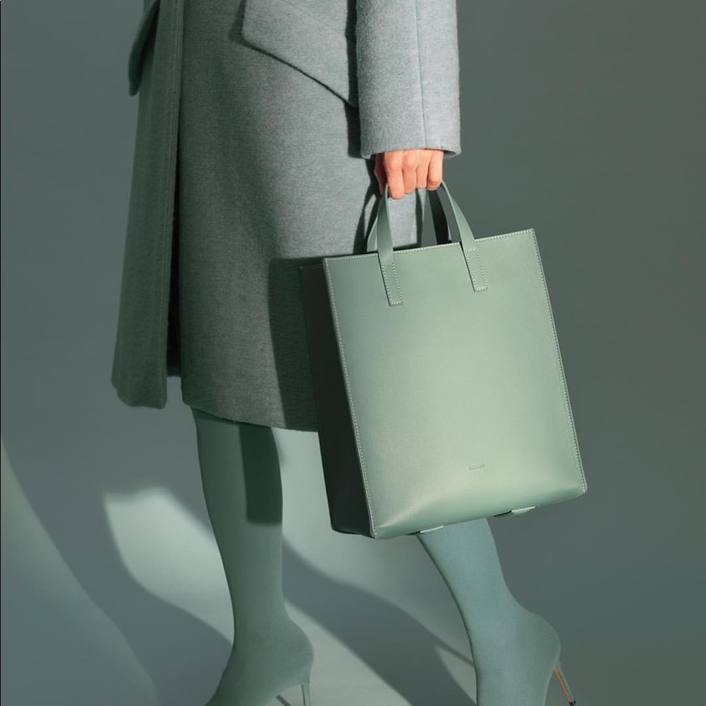Mlouye mineral green tall tote